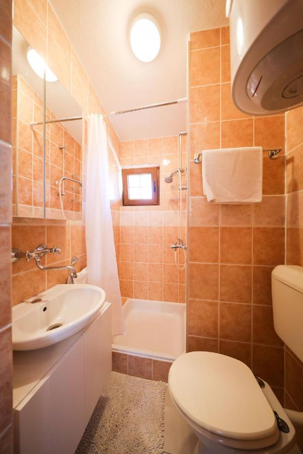Apartmani Vesna Bibinje Ngoại thất bức ảnh