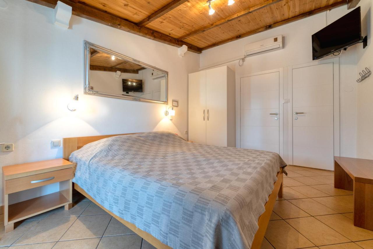 Apartmani Vesna Bibinje Ngoại thất bức ảnh