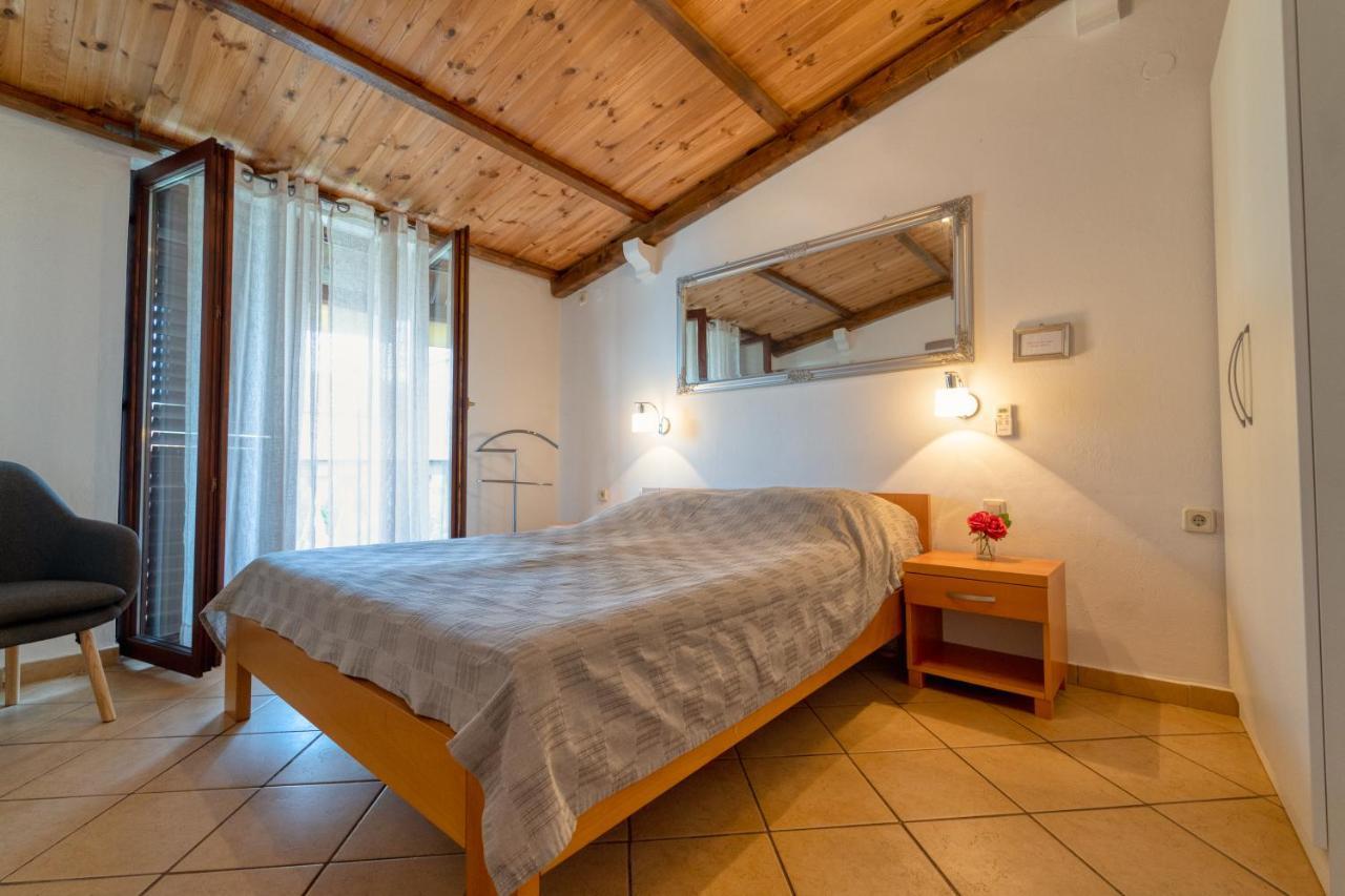 Apartmani Vesna Bibinje Ngoại thất bức ảnh